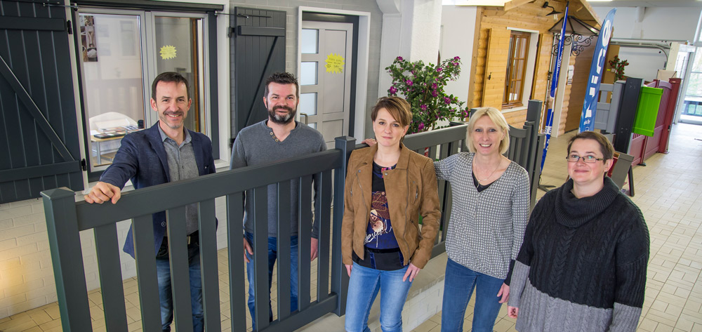 De gauche à droite : Hervé , Nicolas et Claire Huynen , Corinne Luc et Brigitte Robert.