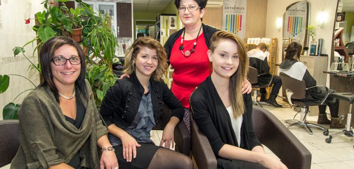 L'équipe de Créa'Tifs Coiffure vous accueille avec le sourire à Dugny sur Meuse.