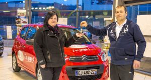 Marjorie Kohler est l’heureuse gagnante de la deuxième Citroën C1 mise en jeu par les boulangeries Renaud