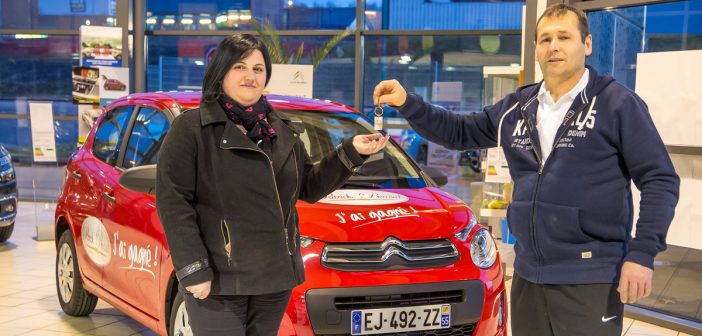 Marjorie Kohler est l’heureuse gagnante de la deuxième Citroën C1 mise en jeu par les boulangeries Renaud