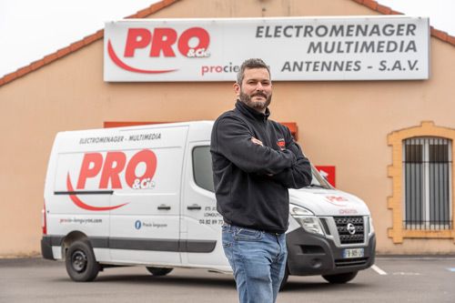 Julien Mouton, Technicien