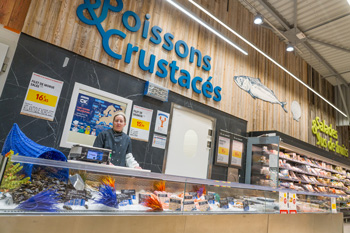 Poissonnerie à l'Intermarché de Chauvoncourt, secteur Saint-Mihiel